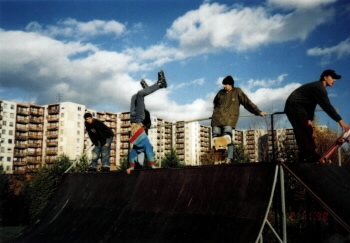 skate2.jpg